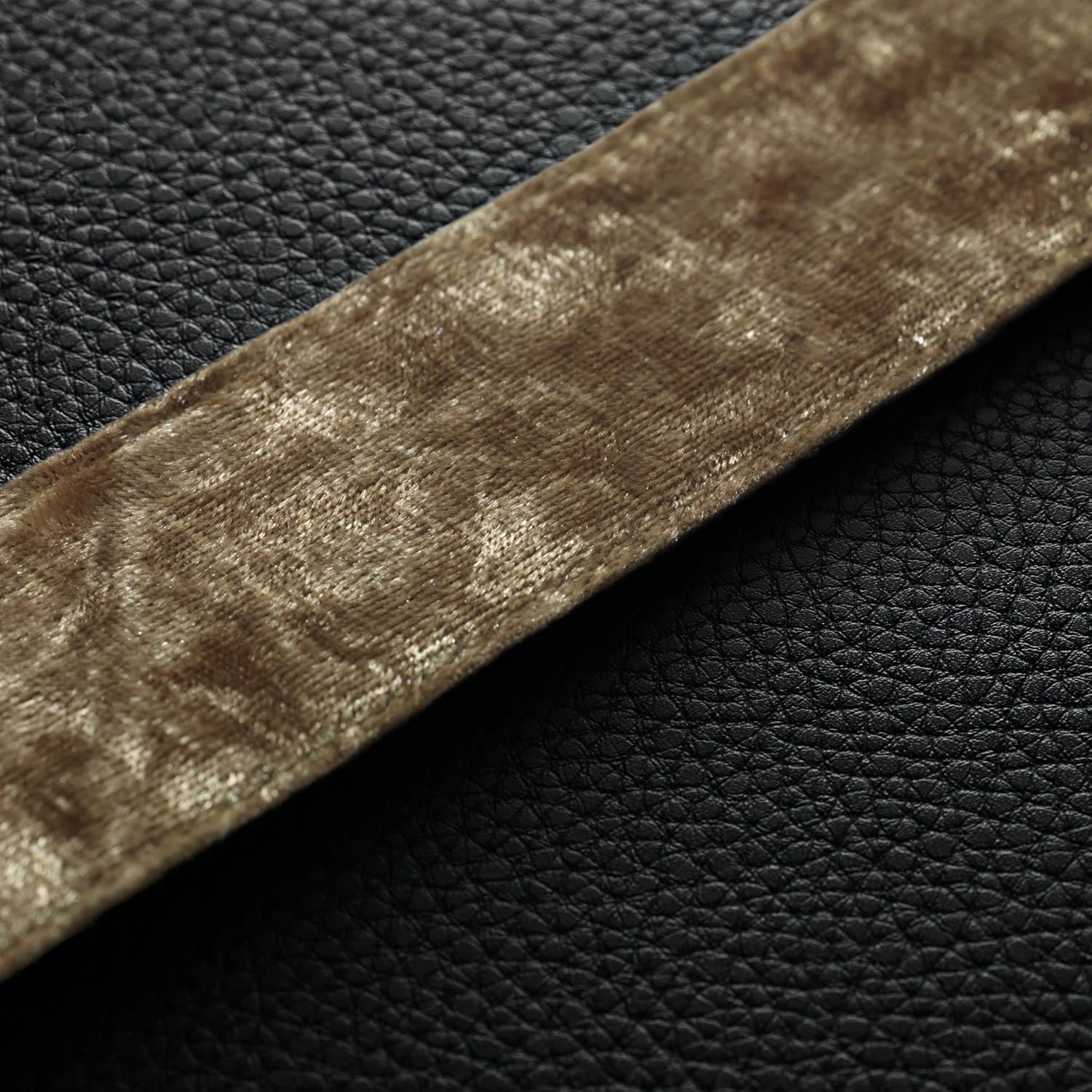 Marshall Kilburn II Bluetooth Portable Speaker - Black & Brass